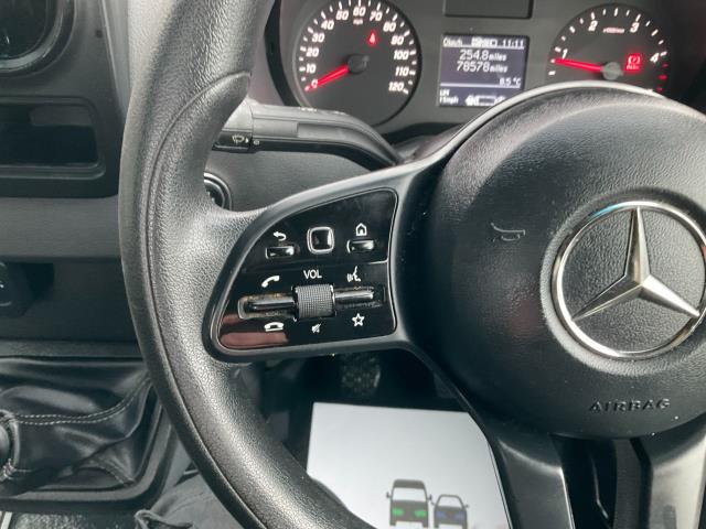 2021 Mercedes-Benz Sprinter 315 CDI L3 Progressive (Drop Side)(Tail Lift) (KW21CWO) Image 28