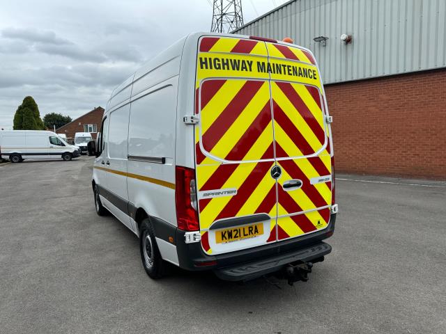 2021 Mercedes-Benz Sprinter 3.5T H2 Progressive Van (KW21LRA) Image 7