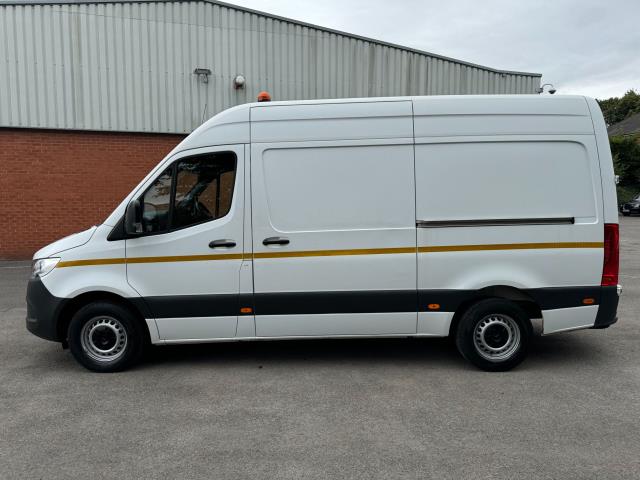 2021 Mercedes-Benz Sprinter 3.5T H2 Progressive Van (KW21LRA) Image 6