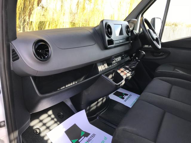 2019 Mercedes-Benz Sprinter 316 L3 3.5T DROPSIDE (KX19UXN) Thumbnail 17