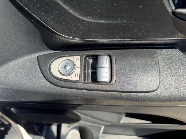 2021 Mercedes-Benz Vito 116 CDI Progressive Van 9G-Tronic (KX21GCM) Image 19