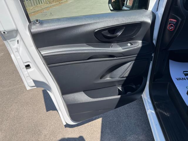 2021 Mercedes-Benz Vito 116 CDI Progressive Van 9G-Tronic (KX21GCM) Image 42