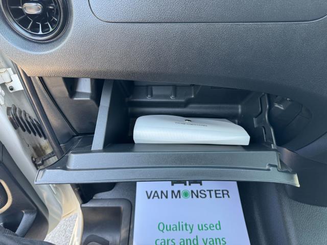 2021 Mercedes-Benz Vito 116 CDI Progressive Van 9G-Tronic (KX21GCM) Image 45