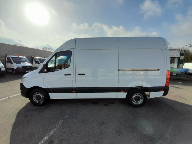 2022 Mercedes-Benz Sprinter 3.5T H2 Progressive Van (KX22OCH) Image 6