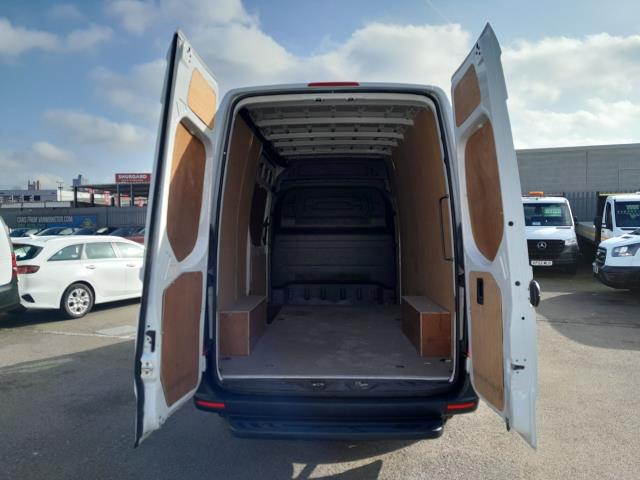 2022 Mercedes-Benz Sprinter 3.5T H2 Progressive Van (KX22OCH) Image 12
