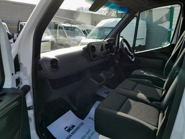 2022 Mercedes-Benz Sprinter 3.5T H2 Progressive Van (KX22OCH) Image 7