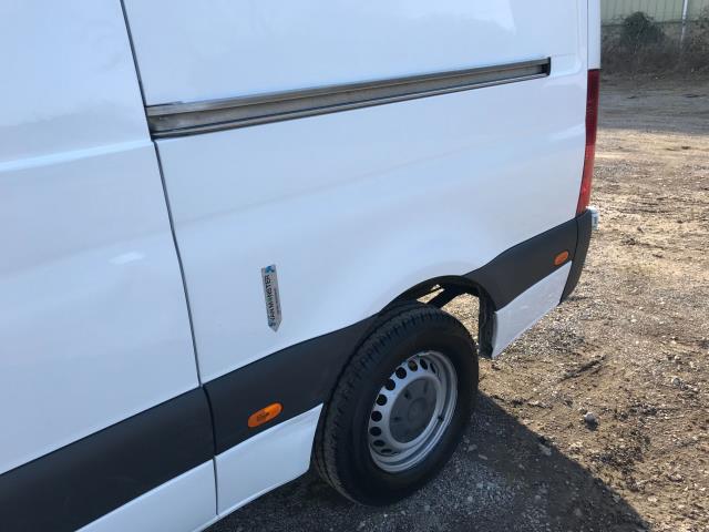 2018 Mercedes-Benz Sprinter 3.5T L2 H2 Van (KX68XMH) Image 42