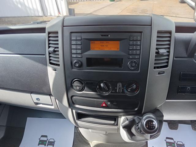 2017 Mercedes-Benz Sprinter 3.5T Crew Cab CAGED Tipper (KY67LZT) Image 22