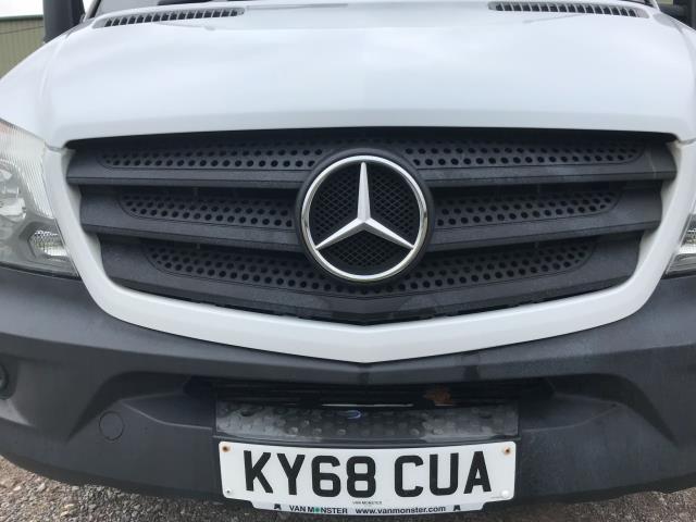 2018 Mercedes-Benz Sprinter 314 CDI LONG S/Cab Drop-Side with T/Lift (KY68CUA) Image 39