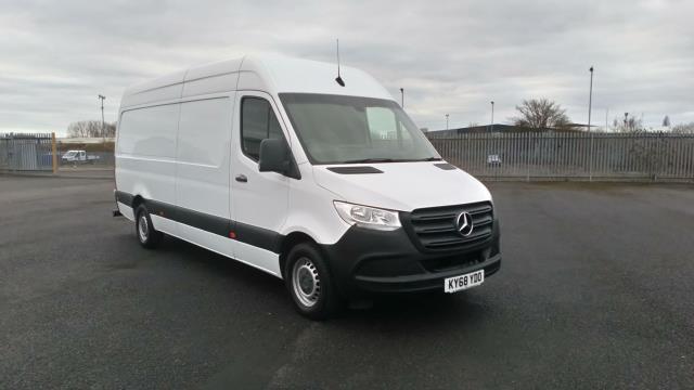 2018 Mercedes-Benz Sprinter 3.5T H2 L3 RWD Van Limited To 58 MPH (KY68YDO) Image 1