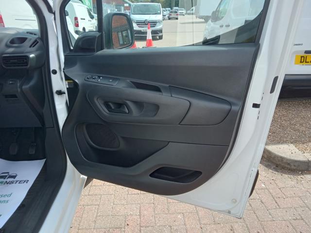 2021 Citroen Berlingo 1.5 Bhdi 850Kg Crew Van Enterprise 100Ps (LJ21DYR) Image 32