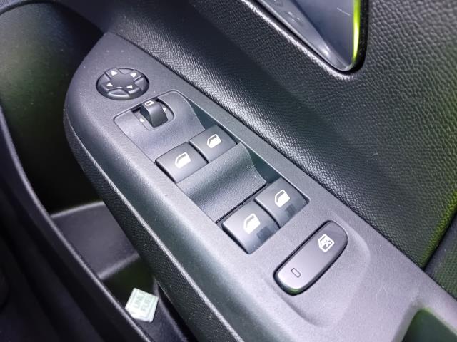 2023 Vauxhall Corsa 1.2 Turbo Design 5Dr Auto (LL23EAA) Image 41