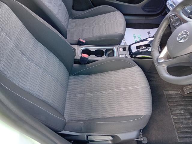 2023 Vauxhall Corsa 1.2 Turbo Design 5Dr Auto (LL23EAA) Image 9