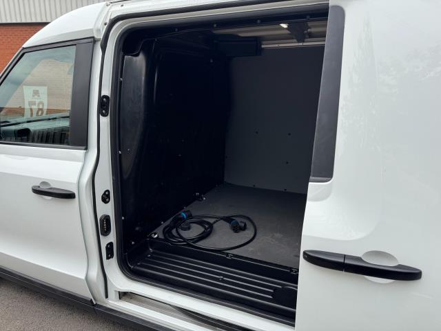 2021 Levc Vn5 110 Kw 31 Kwh Business Van Auto (LL71EEJ) Image 47