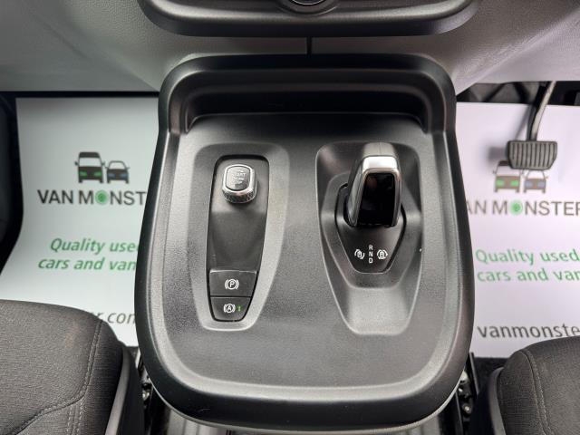 2021 Levc Vn5 110 Kw 31 Kwh Business Van Auto (LL71EEJ) Image 33