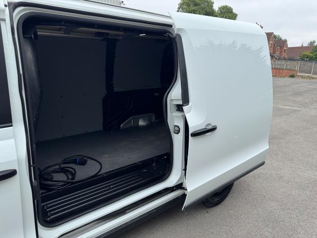 2021 Levc Vn5 110 Kw 31 Kwh Business Van Auto (LL71EEJ) Image 48