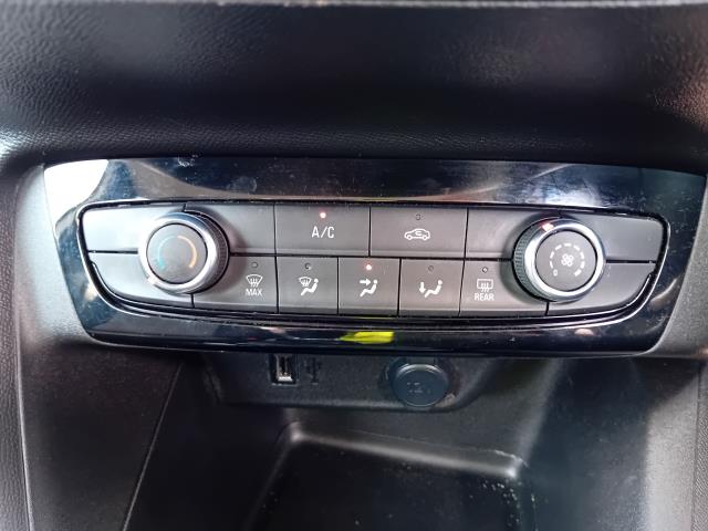 2023 Vauxhall Corsa 1.2 Design 5Dr (LM23VFU) Image 32