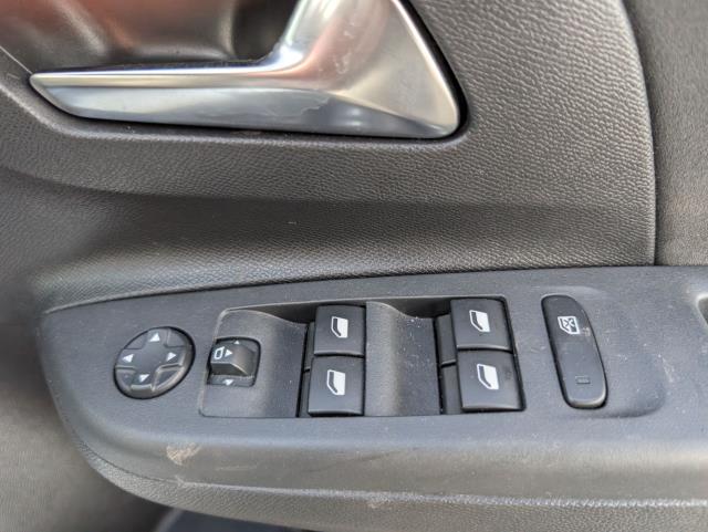 2023 Vauxhall Corsa 1.2 Turbo Ultimate 5Dr - Apple CarPlay | Easy to Drive | Modern Tech / 4.9★ Rated Trust Pilot (LM23VRD) Image 17