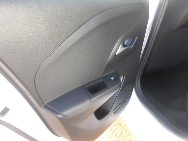 2022 Vauxhall Corsa 1.2 Design 5Dr (LO72UYP) Image 19
