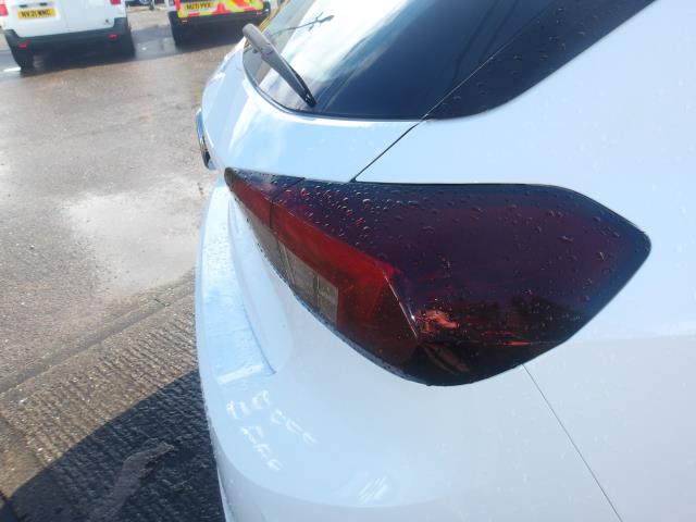 2022 Vauxhall Corsa 1.2 Design 5Dr (LO72UYP) Image 12
