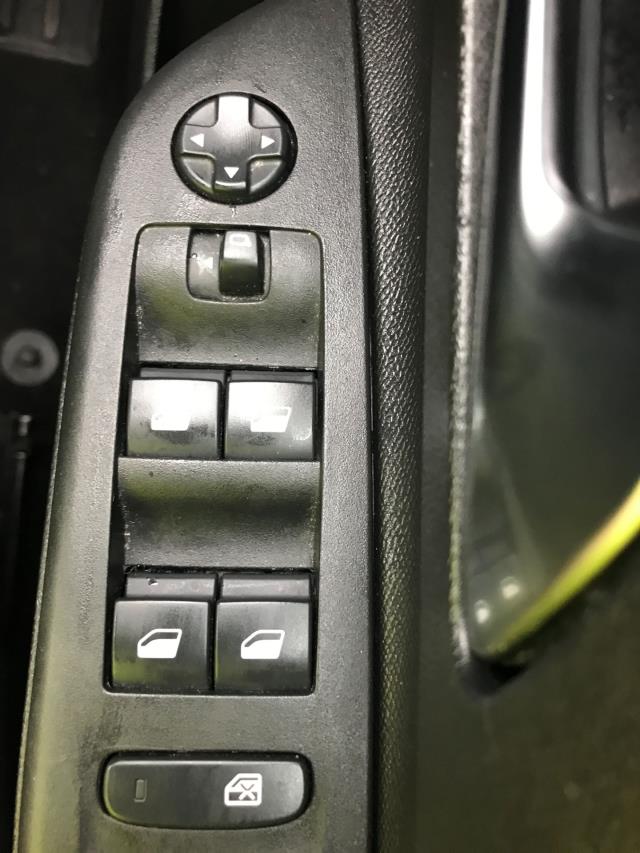 2022 Vauxhall Corsa 1.2 Design 5Dr (LO72VDC) Image 42