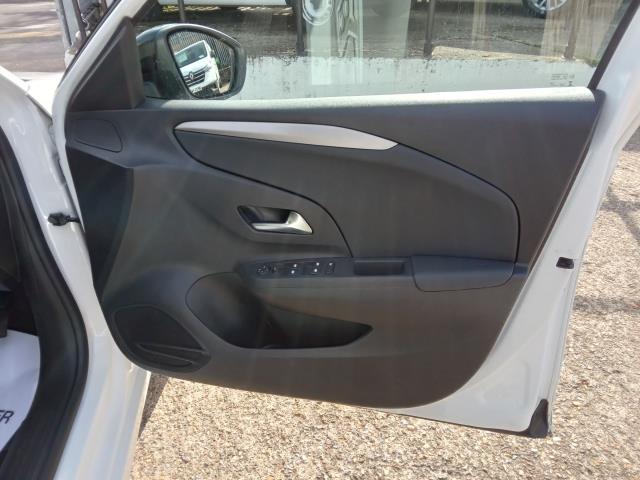 2022 Vauxhall Corsa 1.2 Design 5Dr (LO72VGC) Image 32