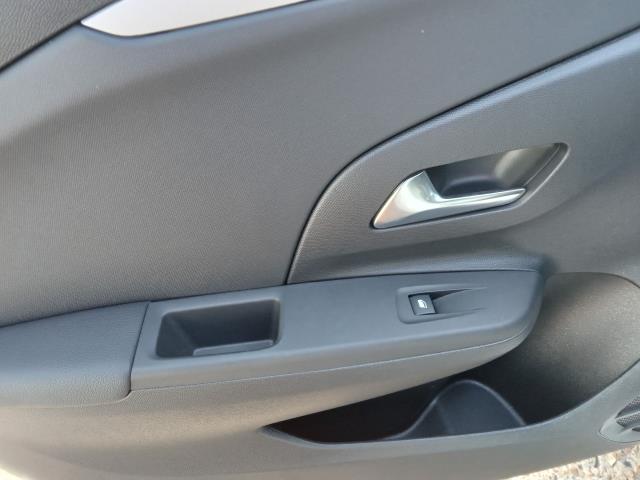 2022 Vauxhall Corsa 1.2 Design 5Dr (LO72VGC) Image 17