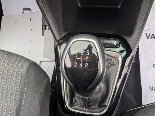 2022 Vauxhall Corsa 1.2 Design 5Dr (LO72VGV) Image 31
