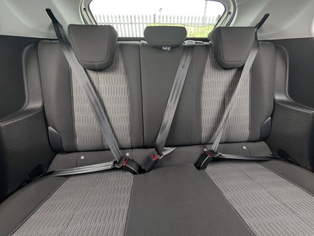 2022 Vauxhall Corsa 1.2 Design 5Dr (LO72VGV) Image 33