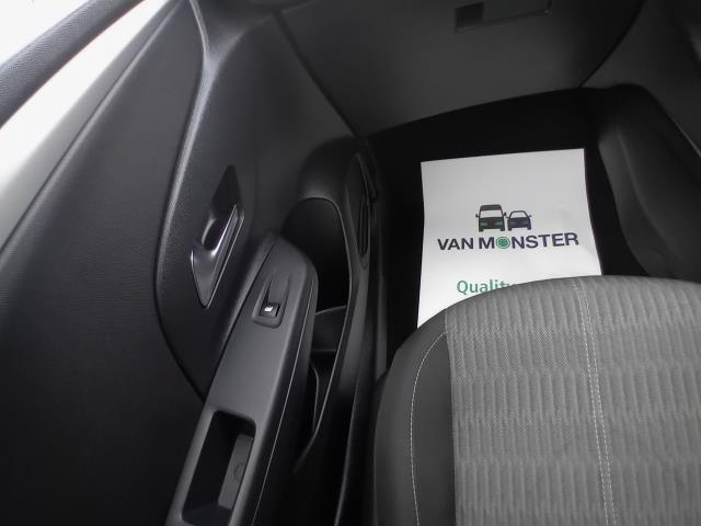 2022 Vauxhall Corsa 1.2 Design 5Dr (LO72VMM) Image 29