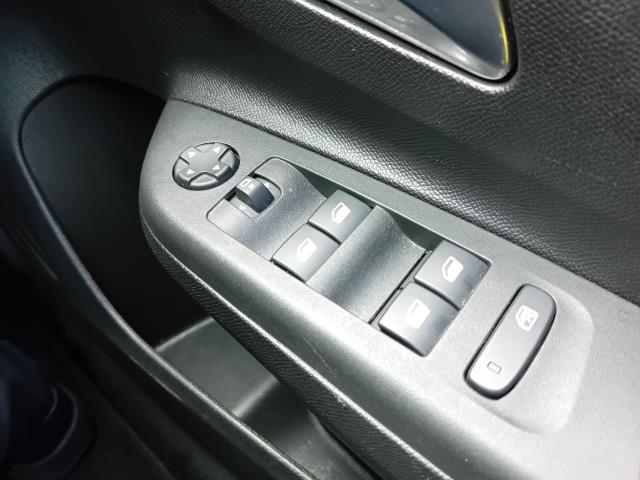 2023 Vauxhall Corsa 1.2 Turbo Ultimate 5Dr Auto (LR72HFH) Image 33