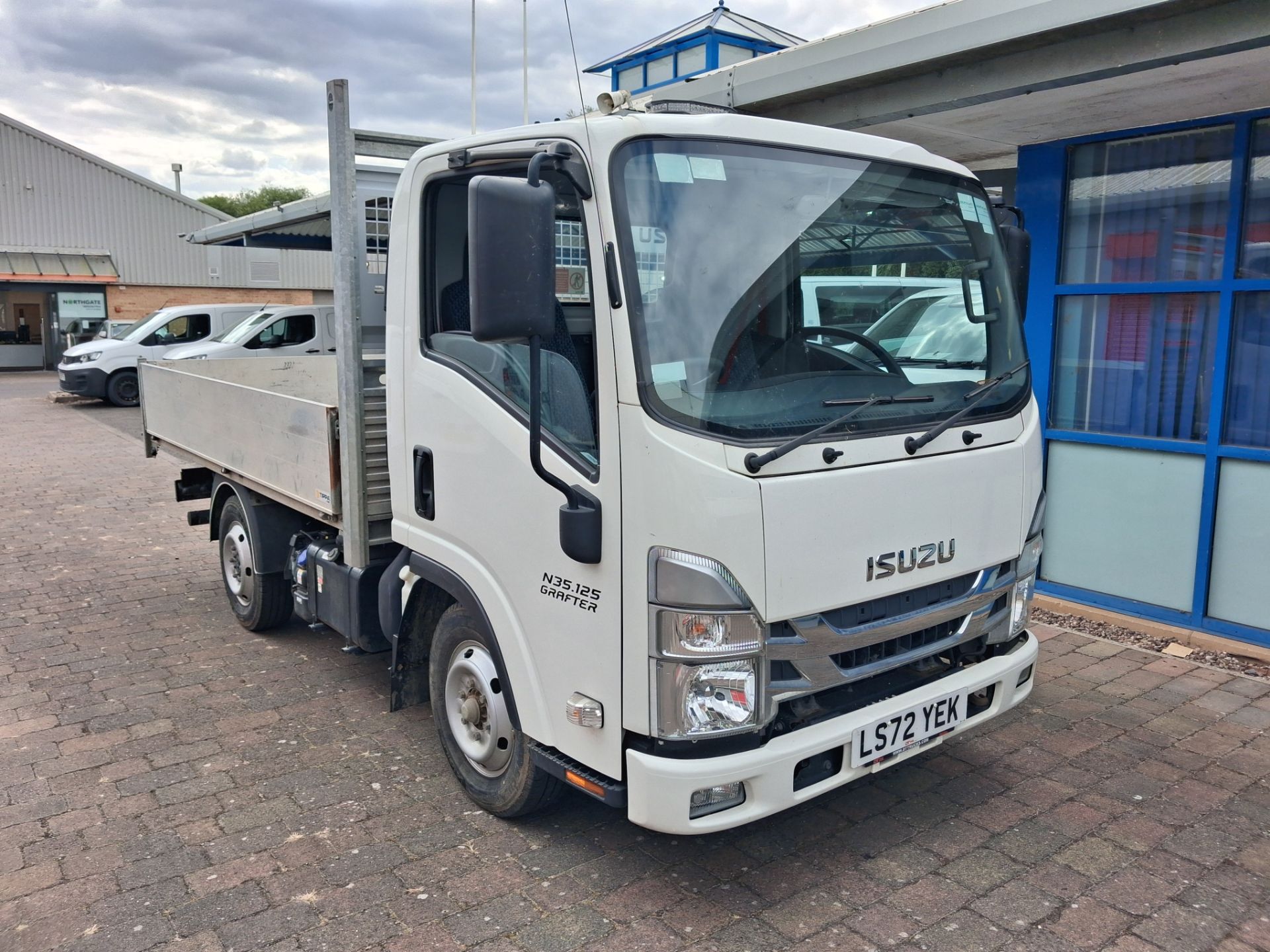 2023 Isuzu Truck N35 TIPPER AUTO SUB 3.5T (LS72YEK)