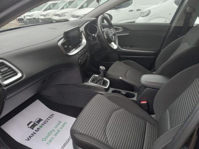 2023 Kia Ceed 1.5T Gdi Isg 2 5Dr (MC23KDO) Image 15