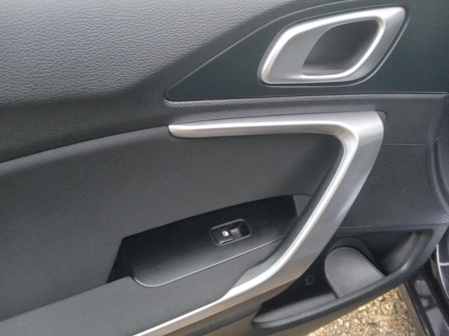 2023 Kia Ceed 1.5T Gdi Isg 2 5Dr (MC23KDO) Image 17