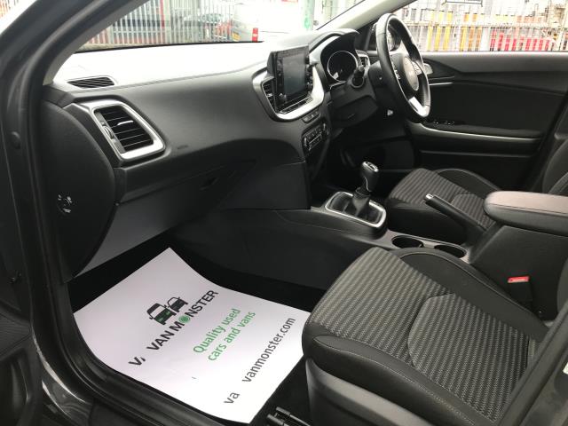2023 Kia Ceed 1.5T Gdi Isg 2 5Dr (MC23ZXM) Image 24