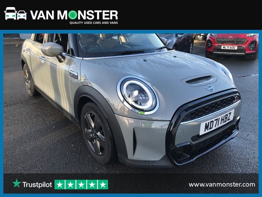 2022 Mini Hatchback 2.0 Cooper S Classic 5Dr Auto  SAT NAV (MD71HBZ)