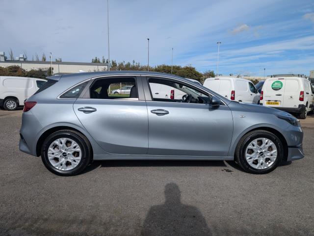 2023 Kia Ceed 1.5T Gdi Isg 2 5Dr (MH23FDX) Image 10