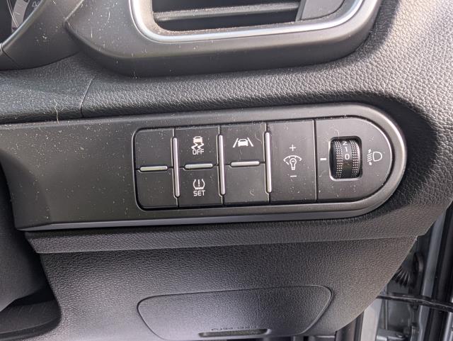 2023 Kia Ceed 1.5T Gdi Isg 2 5Dr (MH23FDX) Image 19