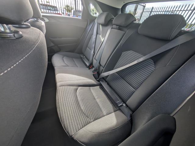 2023 Kia Ceed 1.5T Gdi Isg 2 5Dr (MH23FDX) Image 13