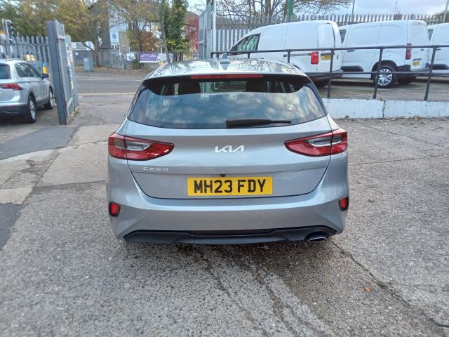2023 Kia Ceed 1.5T Gdi Isg 2 5Dr (MH23FDY) Image 7