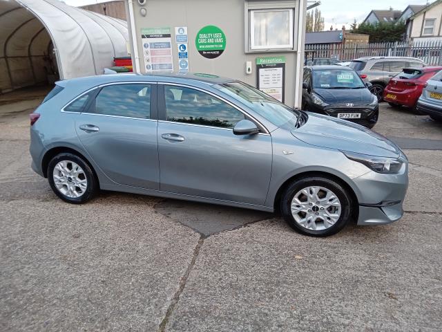 2023 Kia Ceed 1.5T Gdi Isg 2 5Dr (MH23FDY) Image 8