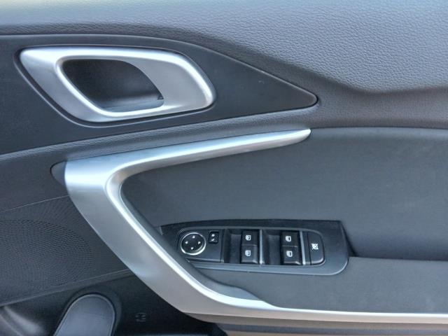 2023 Kia Ceed 1.5T Gdi Isg 2 5Dr (MH23FDY) Image 31