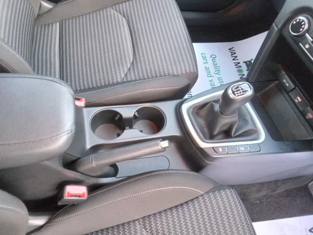 2023 Kia Ceed 1.5T Gdi Isg 2 5Dr (MH23FDY) Image 37