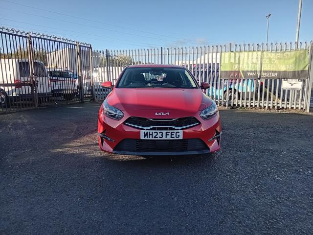 2023 Kia Ceed 1.5T Gdi Isg 2 5Dr (MH23FEG) Image 4