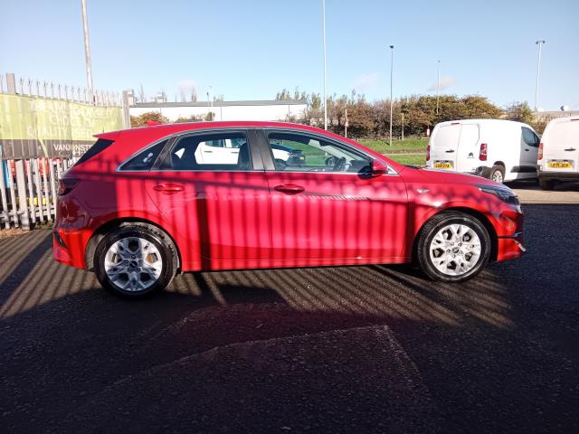 2023 Kia Ceed 1.5T Gdi Isg 2 5Dr (MH23FEG) Image 10