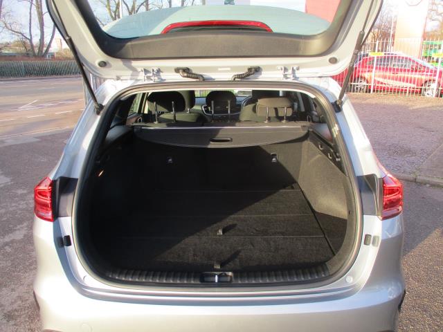 2023 Kia Ceed 1.5T Gdi Isg 2 5Dr (MJ73VPL) Image 35