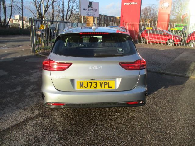 2023 Kia Ceed 1.5T Gdi Isg 2 5Dr (MJ73VPL) Image 6