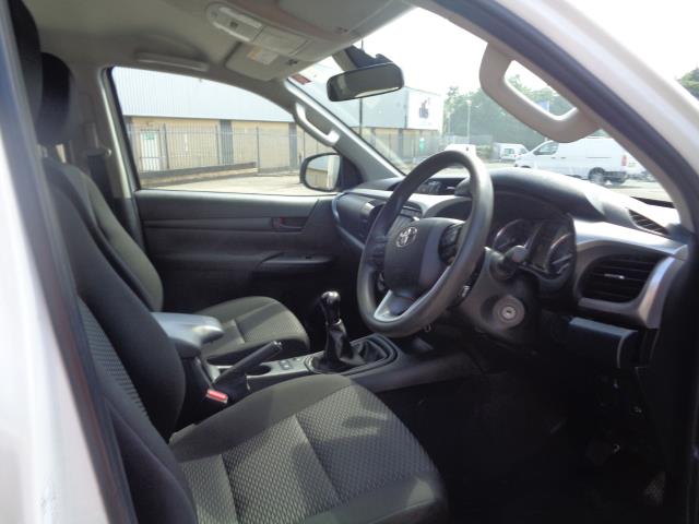 2021 Toyota Hilux Active D/Cab Pick Up 2.4 D-4D (MK21UTM) Image 15