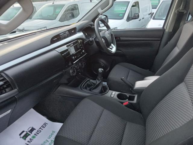 2021 Toyota Hilux Active D/Cab Pick Up 2.4 D-4D (MK21UZE) Image 16