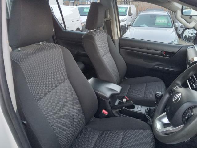 2021 Toyota Hilux Active D/Cab Pick Up 2.4 D-4D (MK21UZE) Image 30